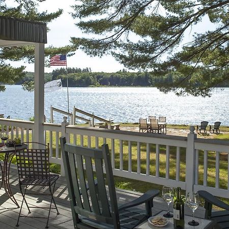 Wolf Cove Inn Poland ภายนอก รูปภาพ