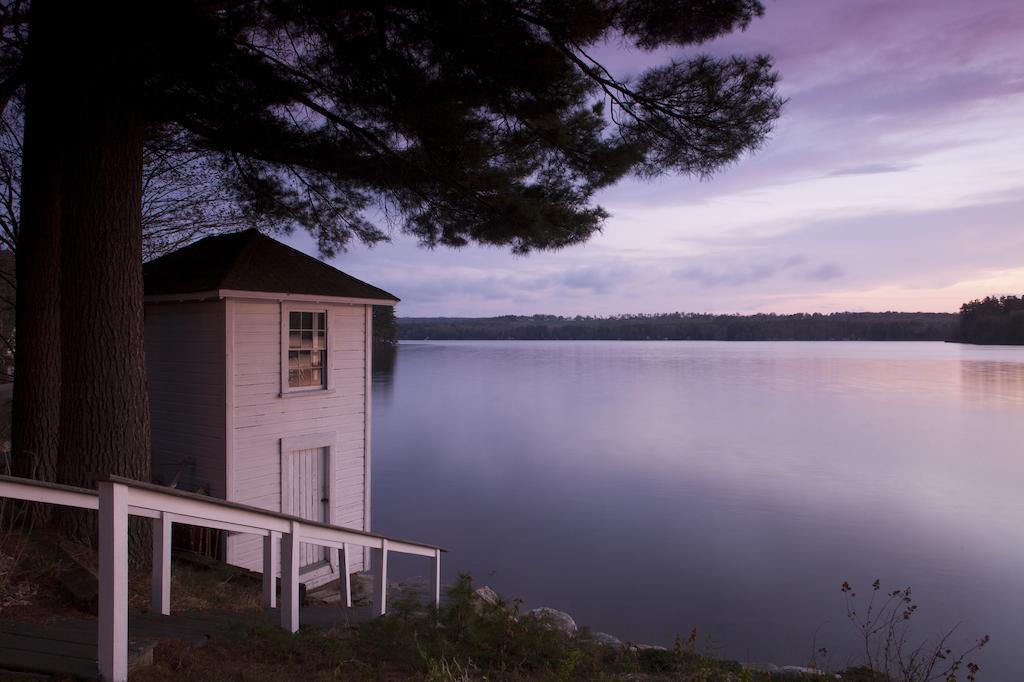 Wolf Cove Inn Poland ภายนอก รูปภาพ