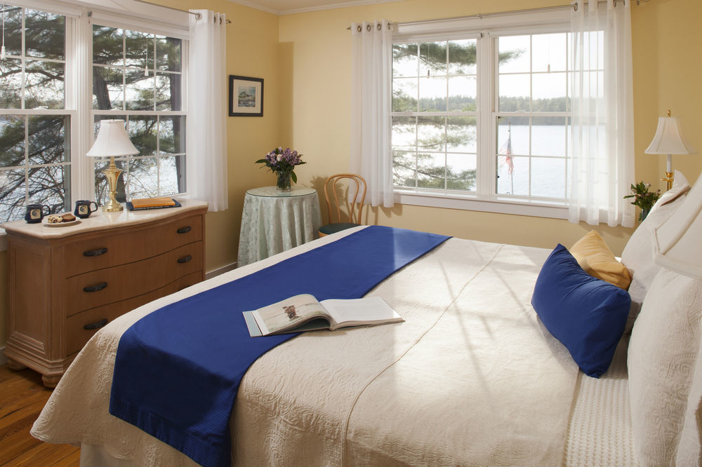 Wolf Cove Inn Poland ภายนอก รูปภาพ