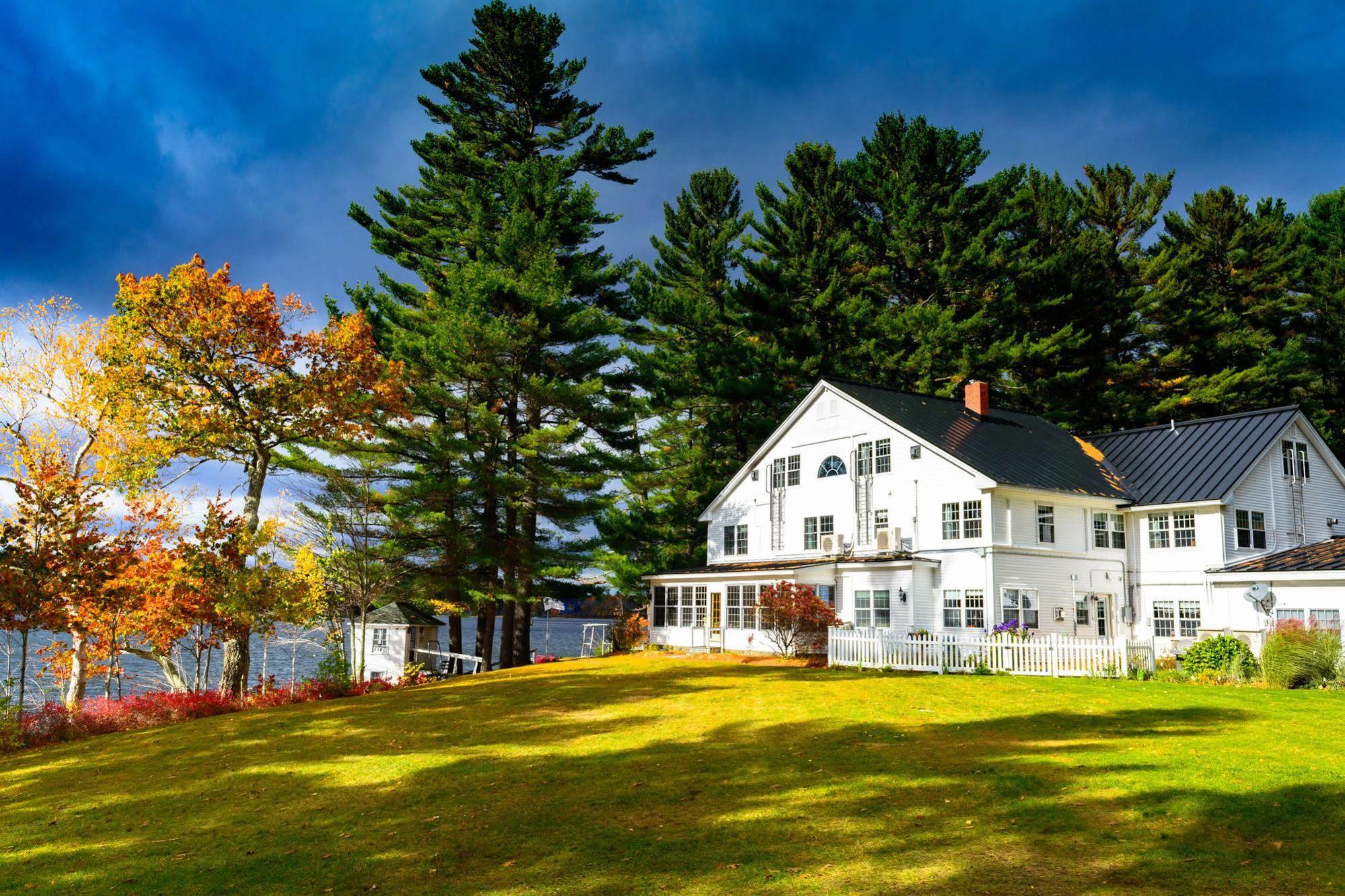Wolf Cove Inn Poland ภายนอก รูปภาพ